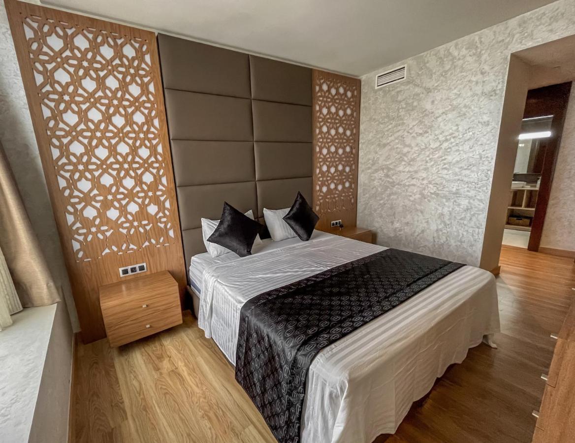 Apartment Hilton Tangier 10Th Nr13 Buitenkant foto